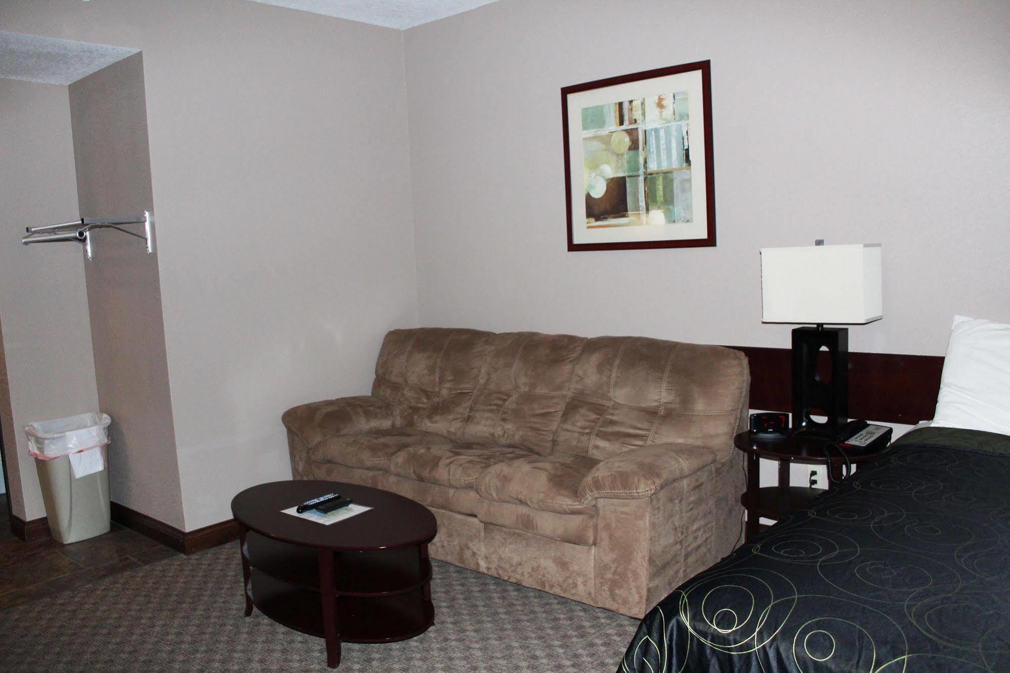 Bell'S Extended Stay And Suites Saint Robert Exteriér fotografie
