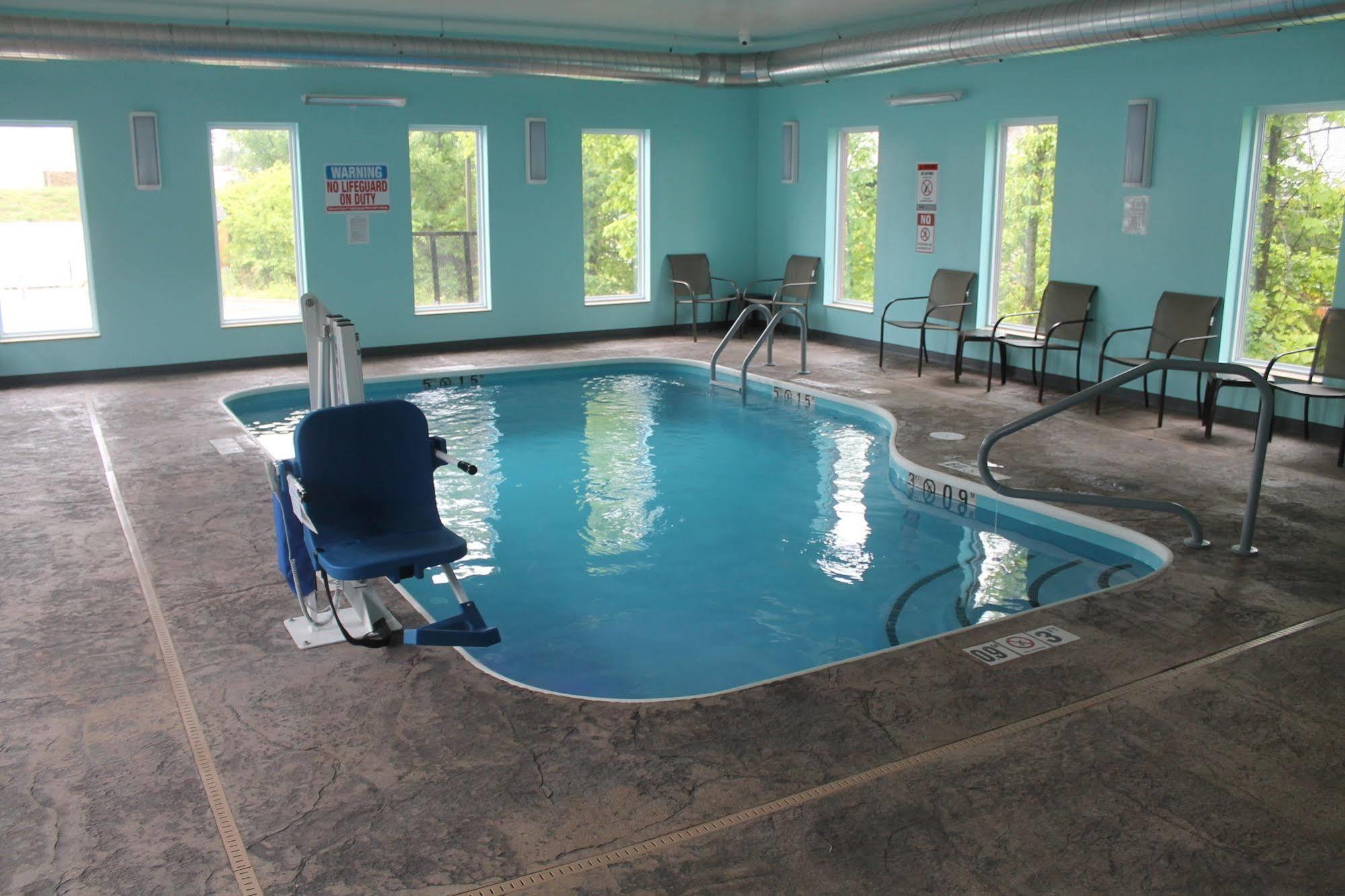 Bell'S Extended Stay And Suites Saint Robert Exteriér fotografie