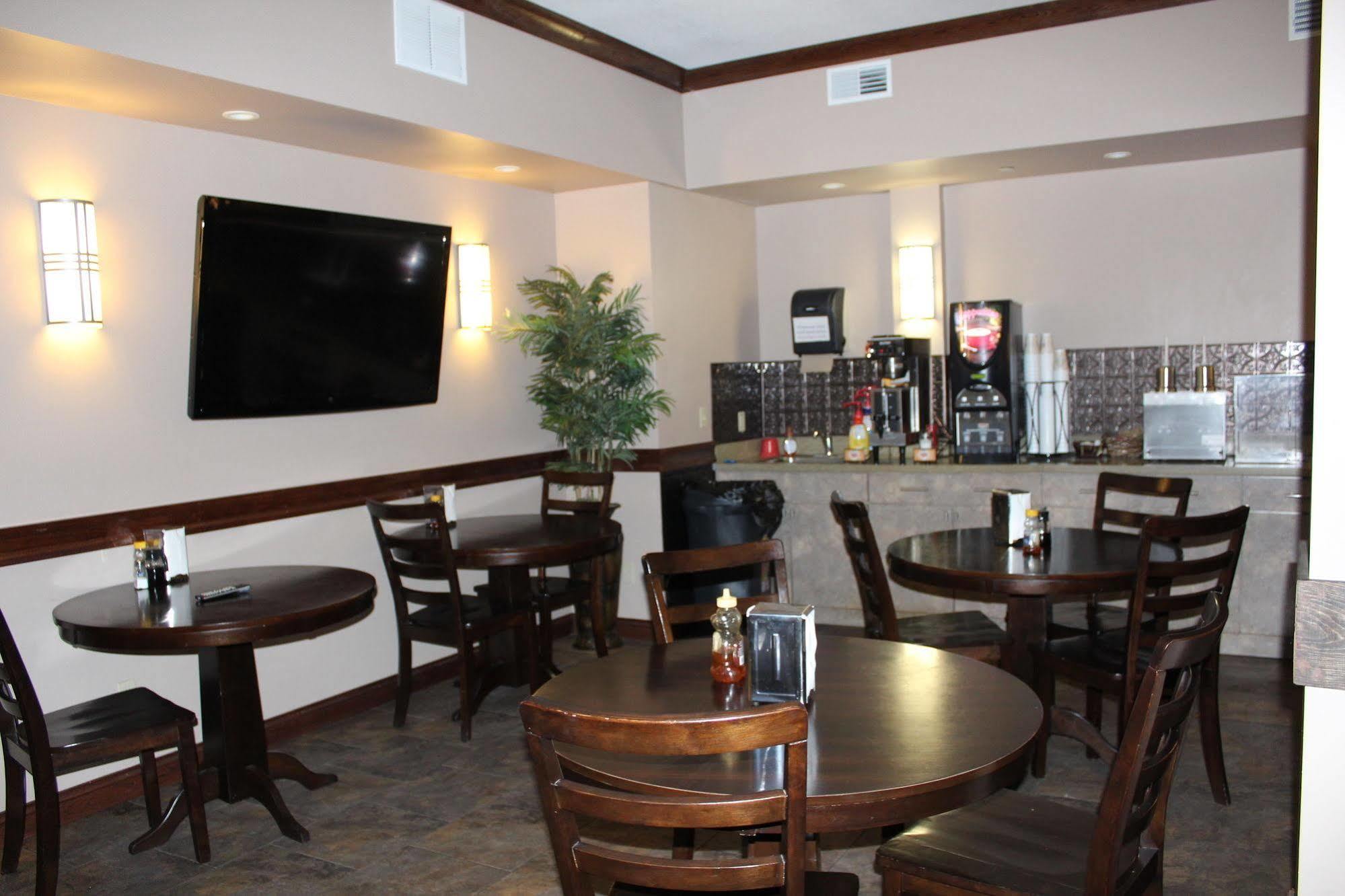 Bell'S Extended Stay And Suites Saint Robert Exteriér fotografie